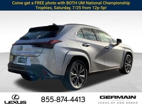 New 2026 Lexus UX 300h AWD image 9