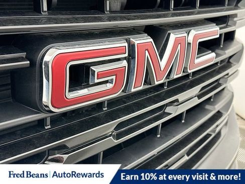 New 2026 GMC Sierra 1500 Elevation image 19