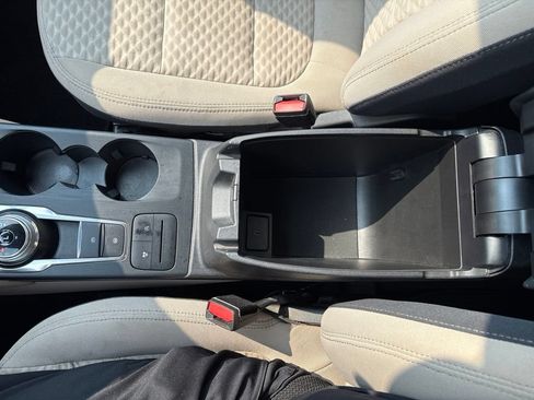 Used 2020 Ford Escape SE AWD/4WD image 18