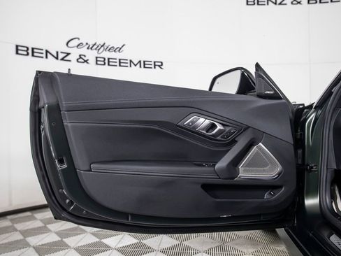 Used 2025 BMW Z4 M40i w/ Edition image 19