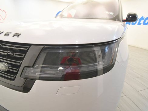 Used 2023 Land Rover Range Rover SE AWD/4WD image 9