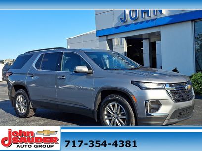 Used 2023 Chevrolet Traverse LT