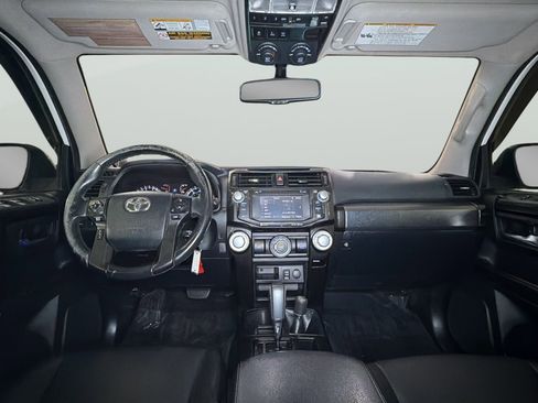 Used 2016 Toyota 4Runner Trail Premium AWD/4WD image 28