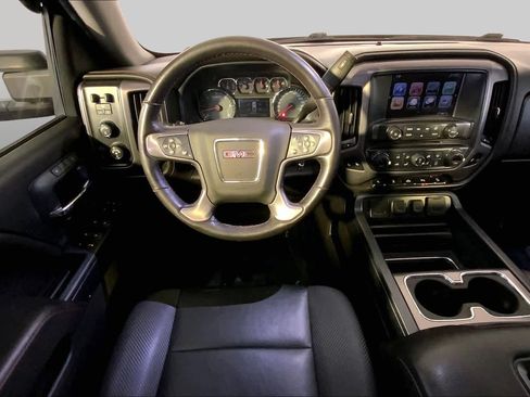 Used 2018 GMC Sierra 1500 SLT AWD/4WD image 7