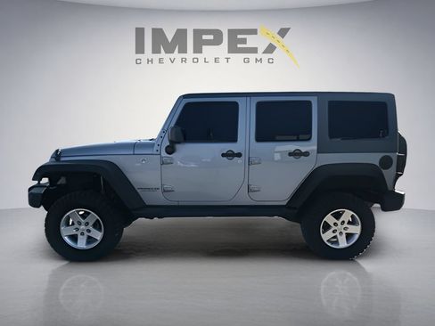 Used 2017 Jeep Wrangler Unlimited Sport w/ Quick Order Package 24S AWD/4WD image 2