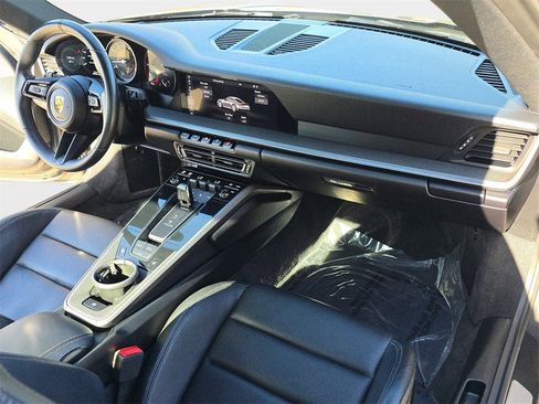 Used 2021 Porsche 911 Carrera image 16