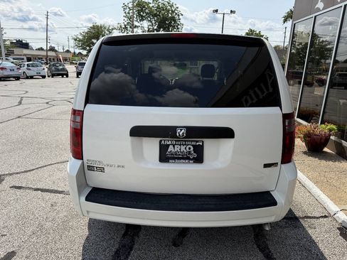 Used 2008 Dodge Grand Caravan SE FWD image 8