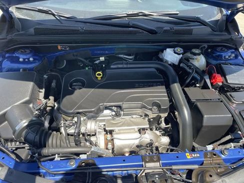 Used 2023 Chevrolet Malibu LT FWD image 29