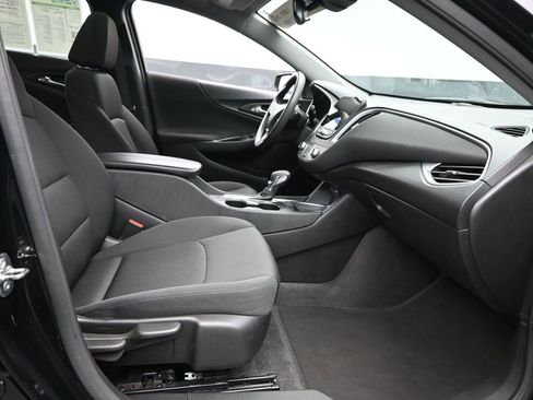 Used 2024 Chevrolet Malibu LT image 7