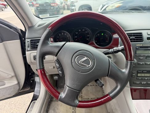 Used 2003 Lexus ES 330 FWD image 7