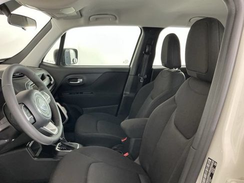 Used 2018 Jeep Renegade Sport w/ Power & Air Group FWD image 14