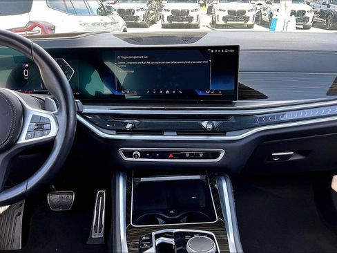 Used 2025 BMW X6 xDrive40i AWD/4WD image 9
