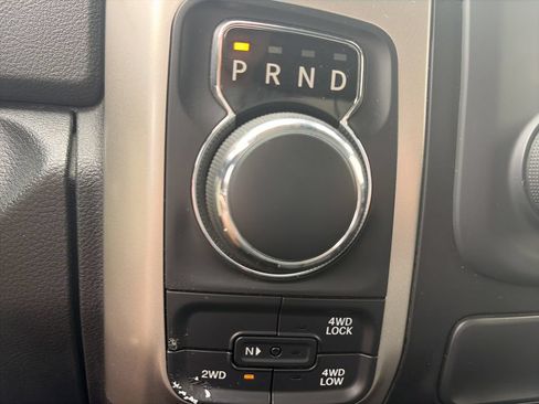 Used 2019 RAM 1500 Warlock AWD/4WD image 26