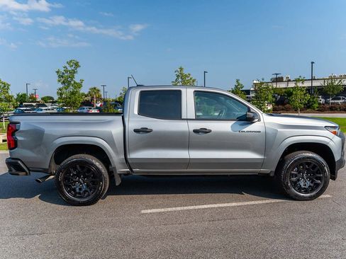 Used 2026 Chevrolet Colorado W/T w/ WT Custom Package RWD image 8