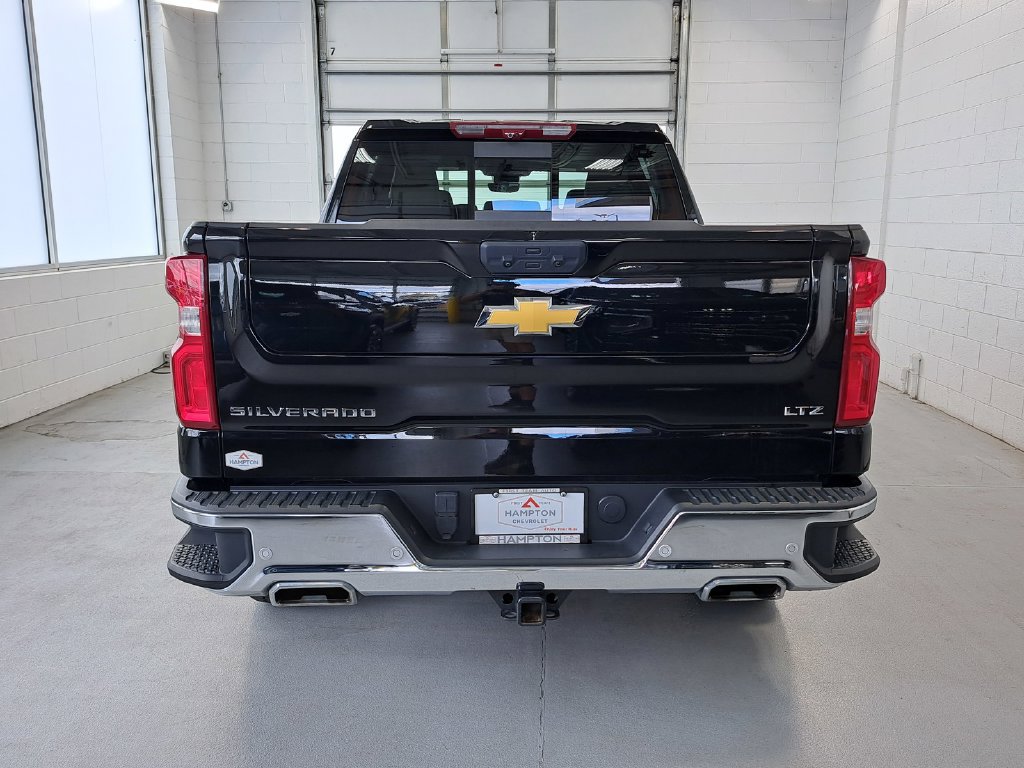 Used 2025 Chevrolet Silverado 1500 LTZ w/ LTZ Premium Package AWD/4WD image 6