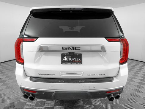 Used 2021 GMC Yukon Denali w/ Denali Premium Package image 6