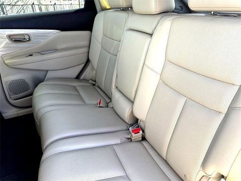 Used 2017 Nissan Murano SL image 27