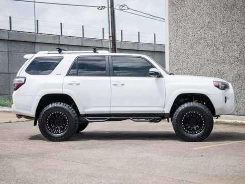 Used 2016 Toyota 4Runner SR5 Premium AWD/4WD image 10