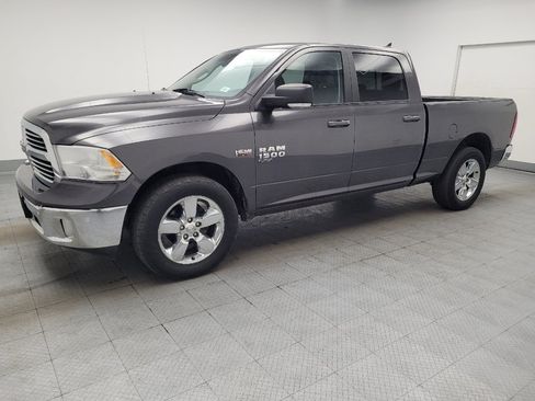 Used 2019 RAM 1500 Big Horn AWD/4WD image 2
