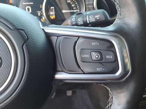 Used 2023 Jeep Wrangler Sahara w/ Cold Weather Group image 19