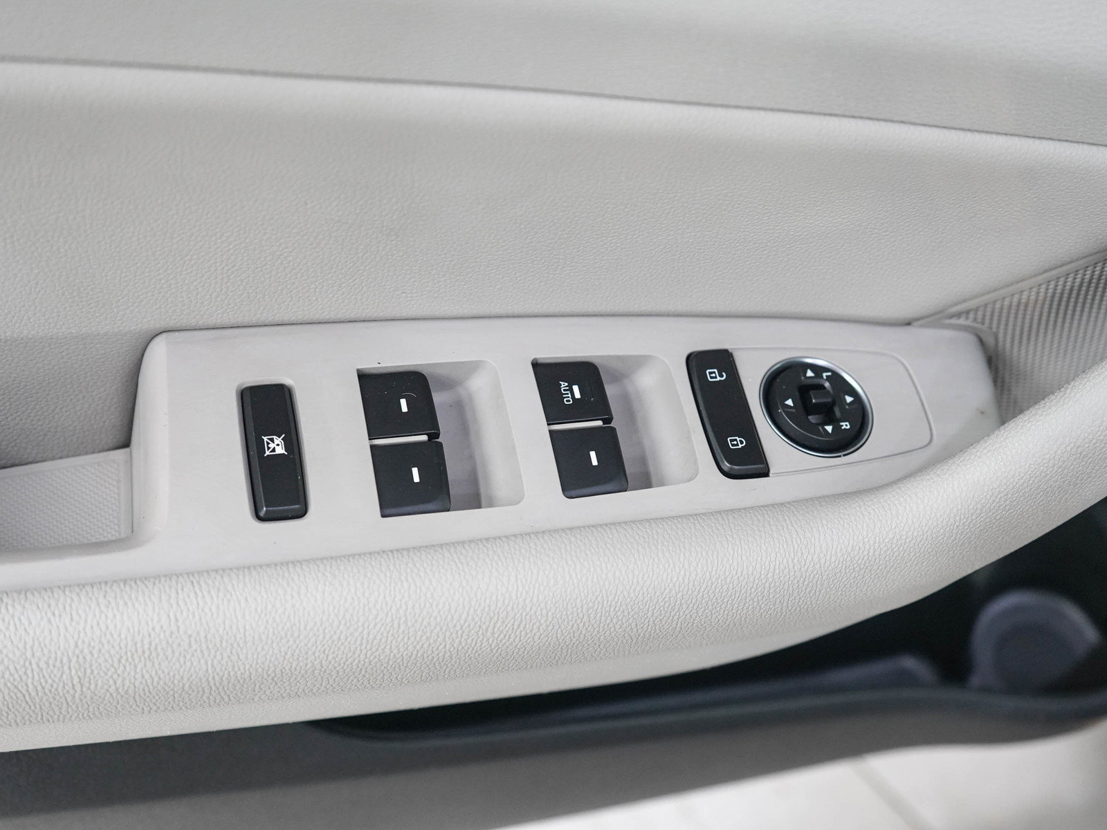Used 2017 Hyundai Sonata Sport FWD image 18