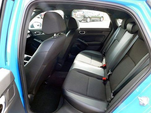 Used 2023 Honda Civic Sport image 10