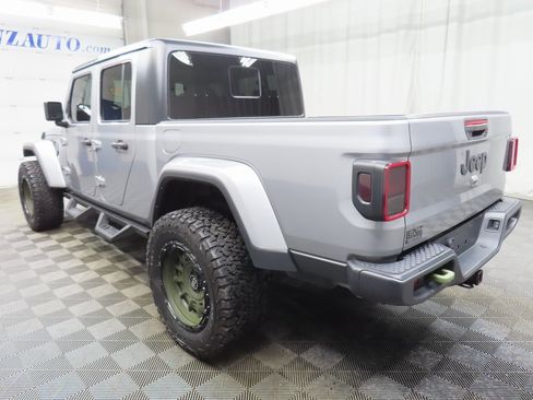 Used 2021 Jeep Gladiator Sport image 5