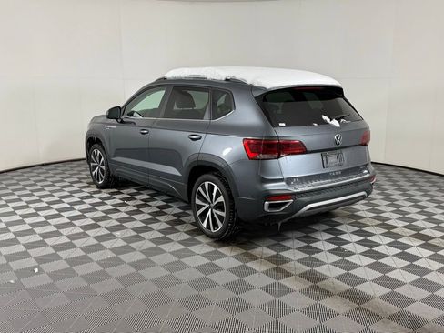 Used 2022 Volkswagen Taos SE image 15