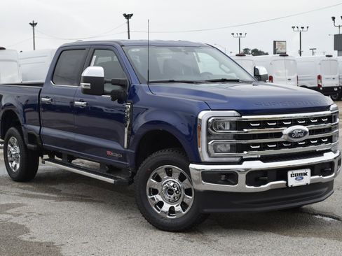 New 2026 Ford F250 Lariat w/ Chrome Package image 3