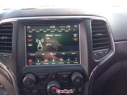 Used 2018 Jeep Grand Cherokee Altitude image 31