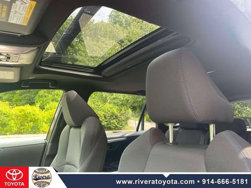 Used 2023 Toyota RAV4 SE w/ Convenience Package AWD/4WD image 20
