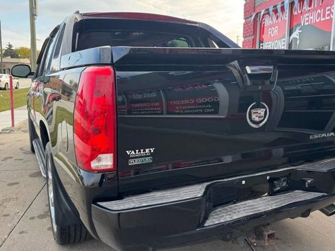 Used 2012 Cadillac Escalade EXT Luxury image 8