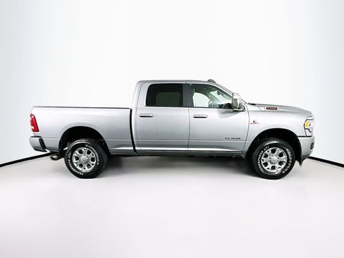 Used 2024 RAM 2500 Laramie AWD/4WD image 10
