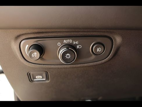 Used 2022 GMC Terrain SLT image 19