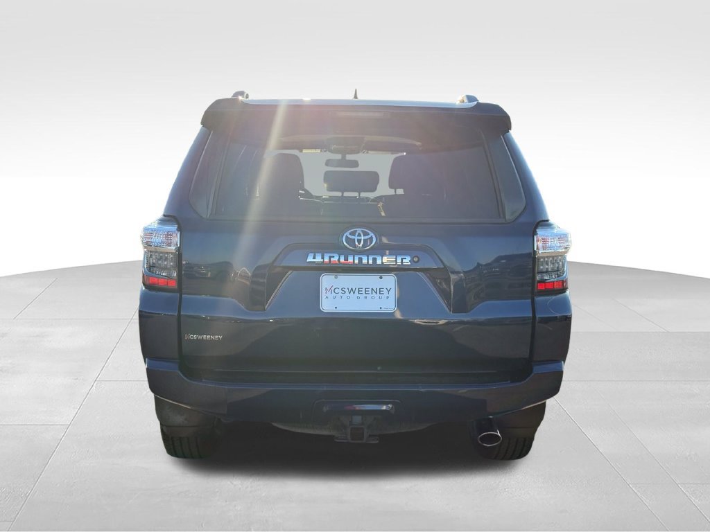 Used 2016 Toyota 4Runner SR5 RWD image 27