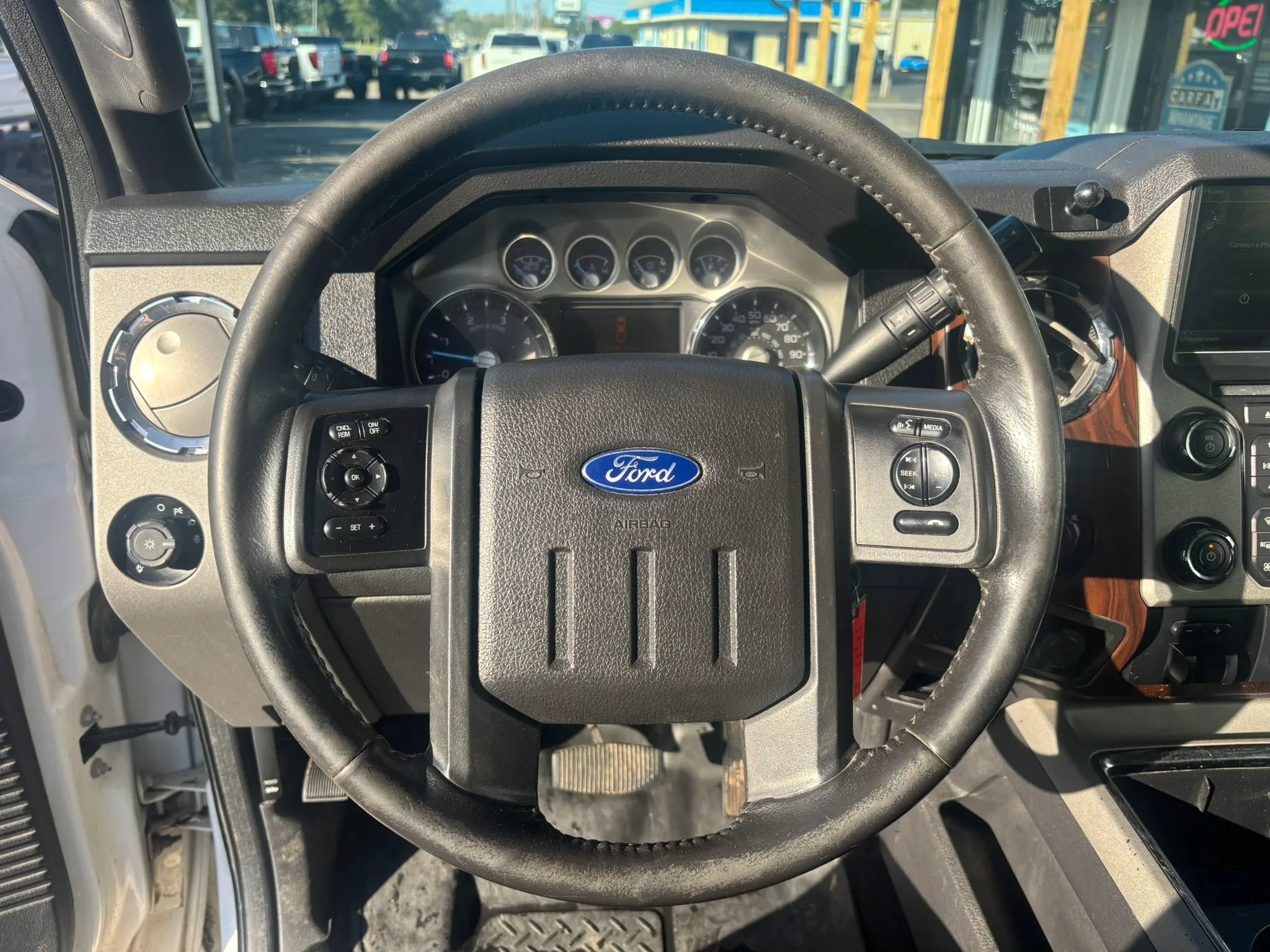 Used 2015 Ford F350 Lariat w/ Snow Plow Prep Package AWD/4WD image 22