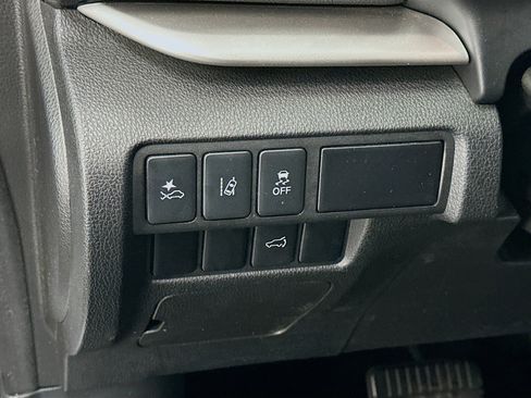 Used 2025 Mitsubishi Eclipse Cross SE AWD/4WD image 17