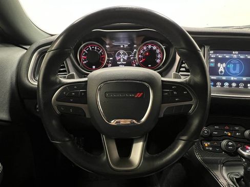Used 2019 Dodge Challenger R/T RWD image 21