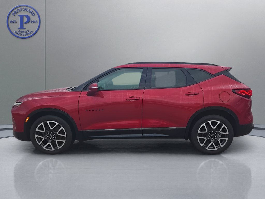 Used 2023 Chevrolet Blazer RS w/ Driver Confidence II Package AWD/4WD image 4
