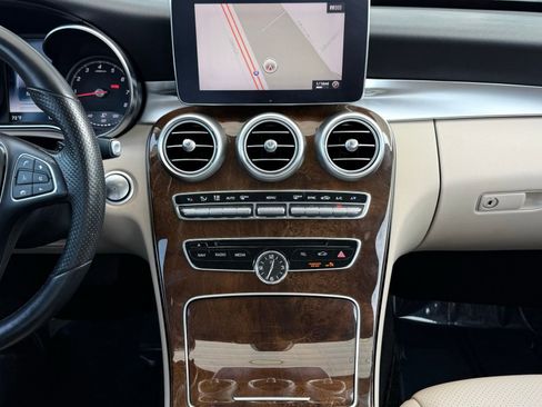 Used 2016 Mercedes-Benz C 300 4MATIC Sedan image 49