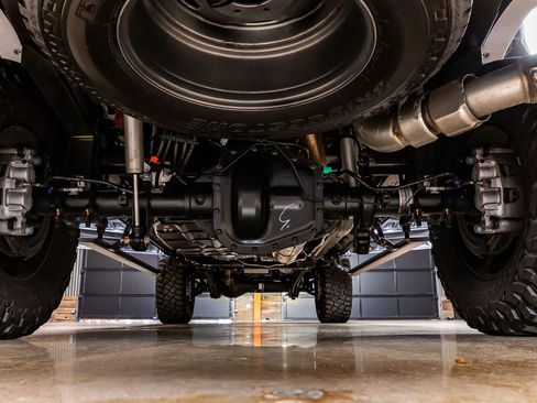 Used 2025 Ford F250 Platinum AWD/4WD image 15