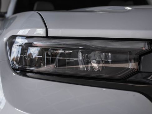 New 2025 Jeep Grand Cherokee L Limited w/ Luxury Tech Group II image 13