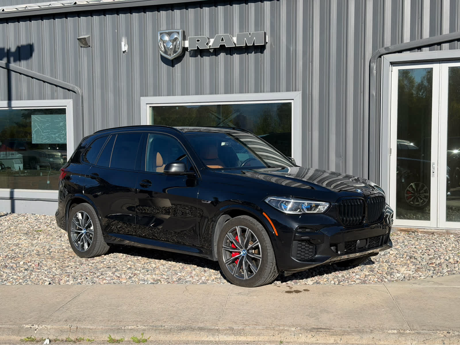 Used 2022 BMW X5 xDrive45e w/ M Sport Package AWD/4WD image 1