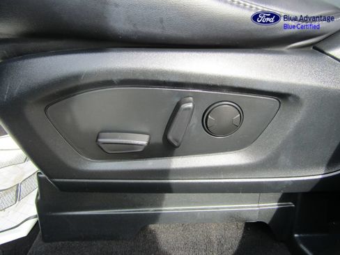 Certified 2023 Ford Explorer XLT w/ Equipment Group 202A AWD/4WD image 30