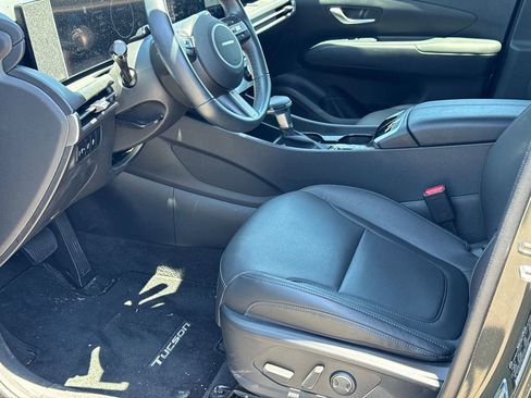 Used 2025 Hyundai Tucson SEL FWD image 9