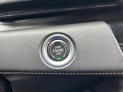 Used 2021 Cadillac Escalade Premium Luxury w/ Driver Assist Tech Package AWD/4WD image 30