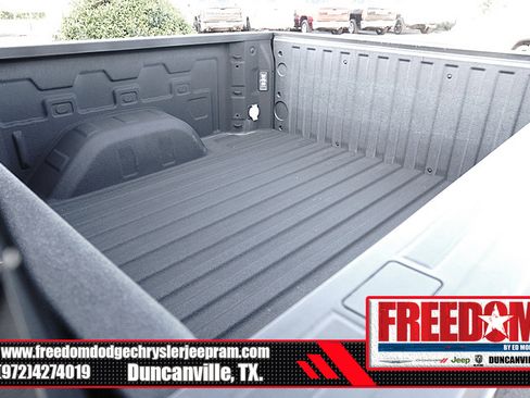 Used 2024 Chevrolet Silverado 1500 ZR2 w/ Technology Package AWD/4WD image 43
