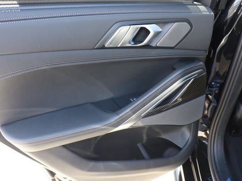 New 2026 BMW X6 M60i image 13