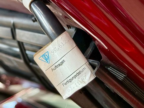 Used 1998 Porsche 911 Carrera S image 49