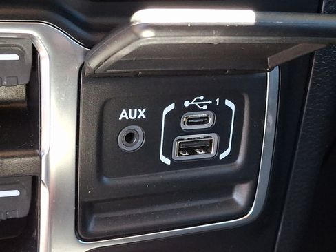 Used 2023 Jeep Wrangler Unlimited w/ Cold Weather Group AWD/4WD image 14